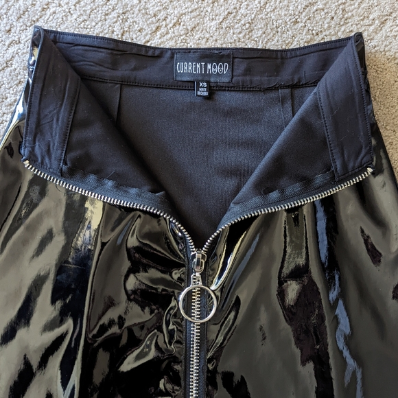 Current Mood Dolls Kill Inferno Angel Vinyl Skirt - Picture 3 of 7